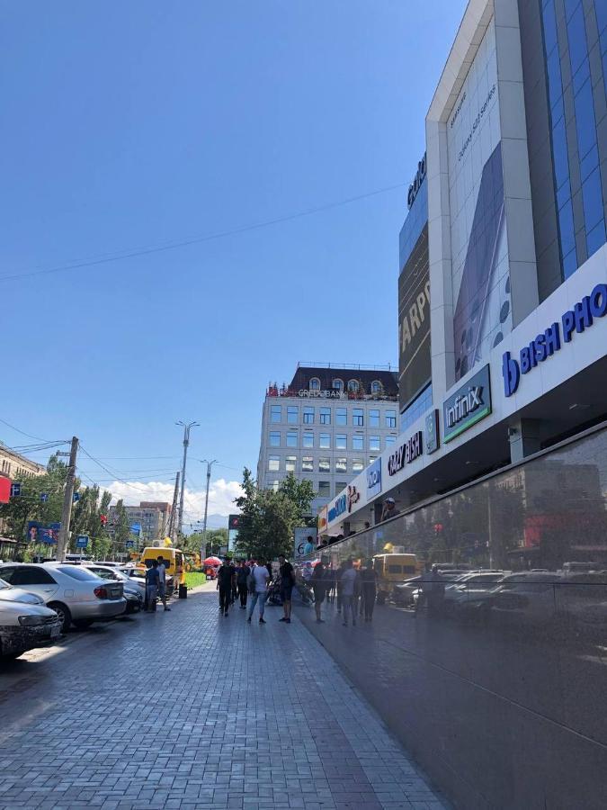 Downtown Homestay Bishkek Exterior photo